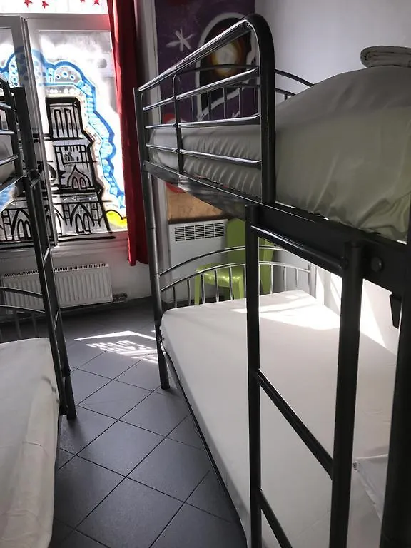 Jacobs Inn Hostel Paris França
