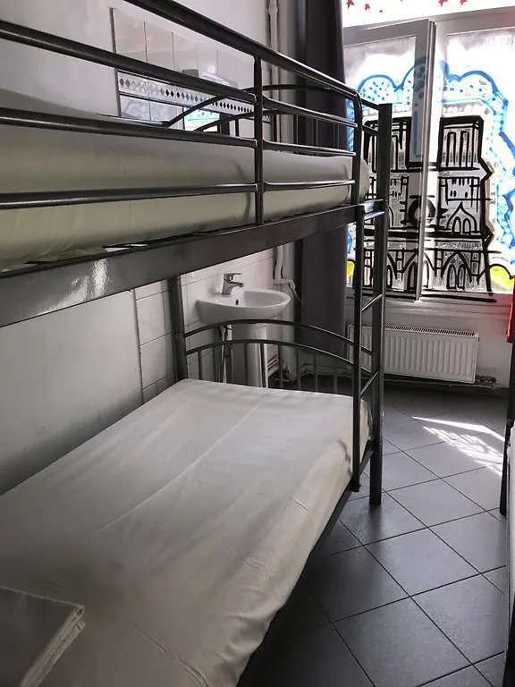 Jacobs Inn Hostel Paris 0*,  França